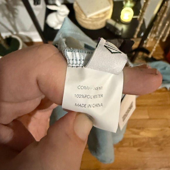 Nikki Lund Midi dress size large - Picture 6 of 10